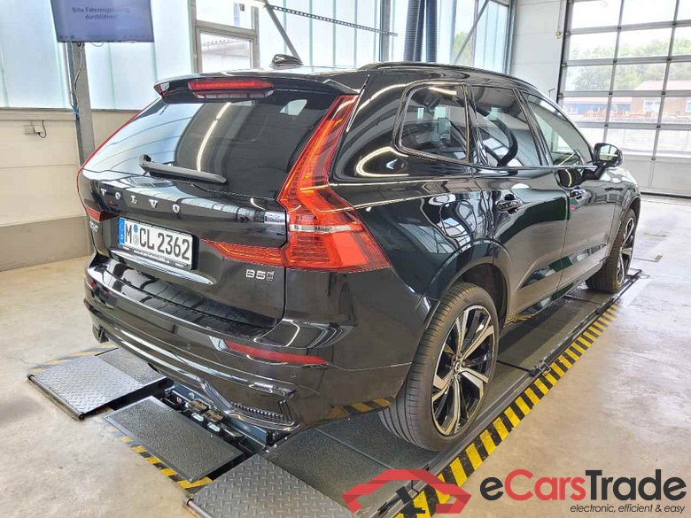 Volvo XC60 (03.2017->) DE - SUV5 B5 (Benzin) AWD EU6d, Ultimate Dark Mild-Hybrid (EURO 6d), (Facelift) #3