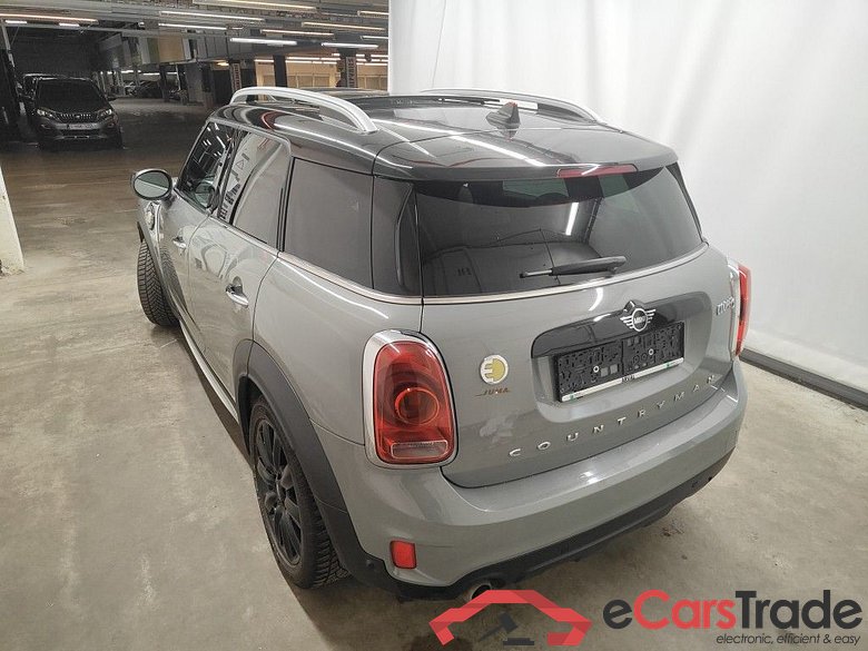 Mini Countryman Cooper S E ALL4 AT 5d #4
