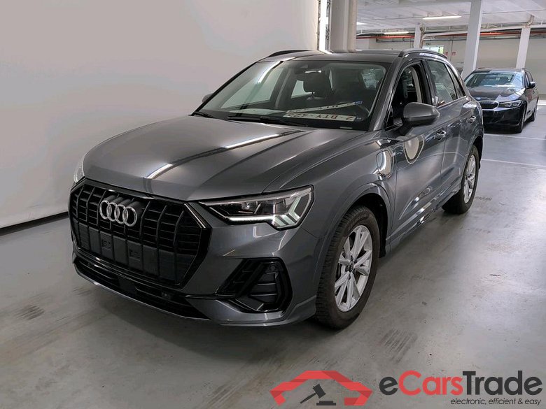 AUDI Q3 1.4 45 TFSI E S TRONIC S LINE Platinum #1