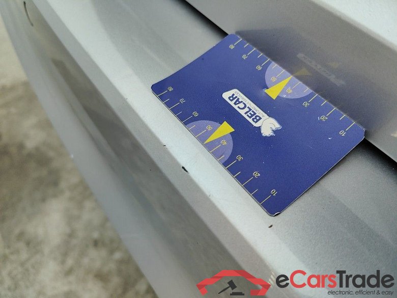 Audi A4 Avant 2.0 30 TDi 100kW S tronic Business Ed 5d #4