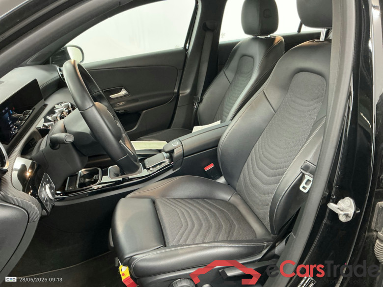 Mercedes A160d Navi 1/2 Sport-Leather KeylessGo Klima PDC ... #4
