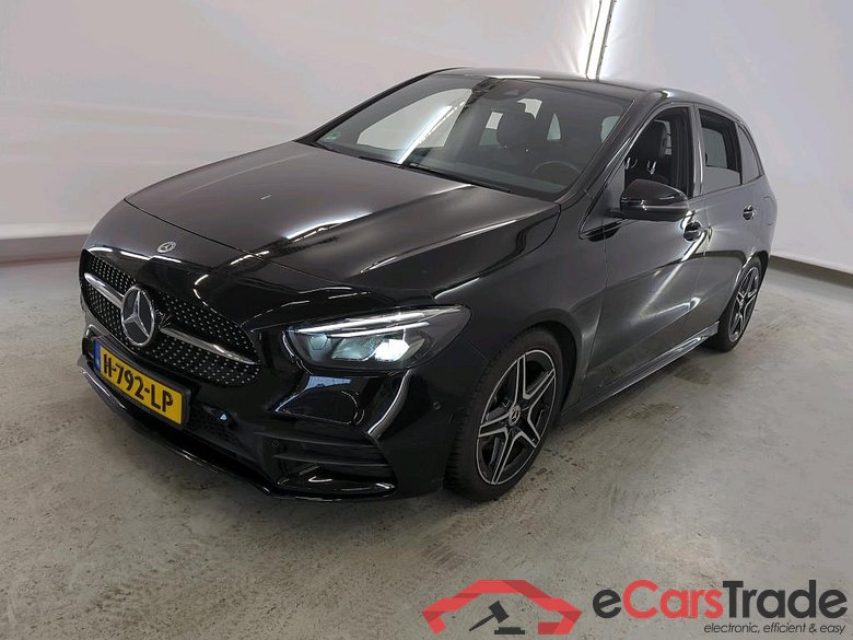 Mercedes-Benz B-Klasse B 180 7G-DCT Business Solution AMG 5d