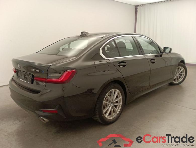 BMW 3 Reeks Berline 320e (150 kW) 4d #2