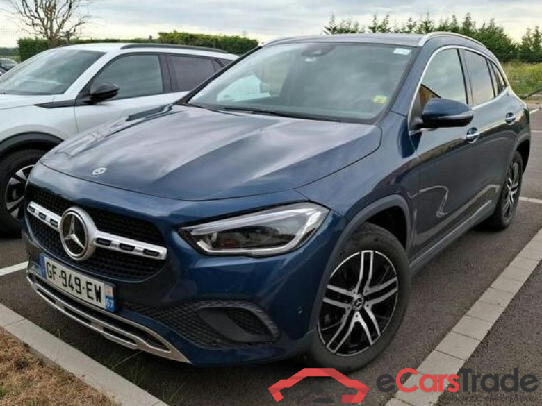 Mercedes GLA 250e Plug-In Hybrid Aut. Pano LED-Multibeam Widescreen Ambient Navi 1/2 Sport-Leather KeylessGo Camera Klima PDC ...