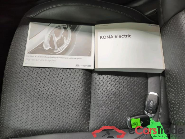 Hyundai KONA Limited Sky Electric 64 kWh 5d #4