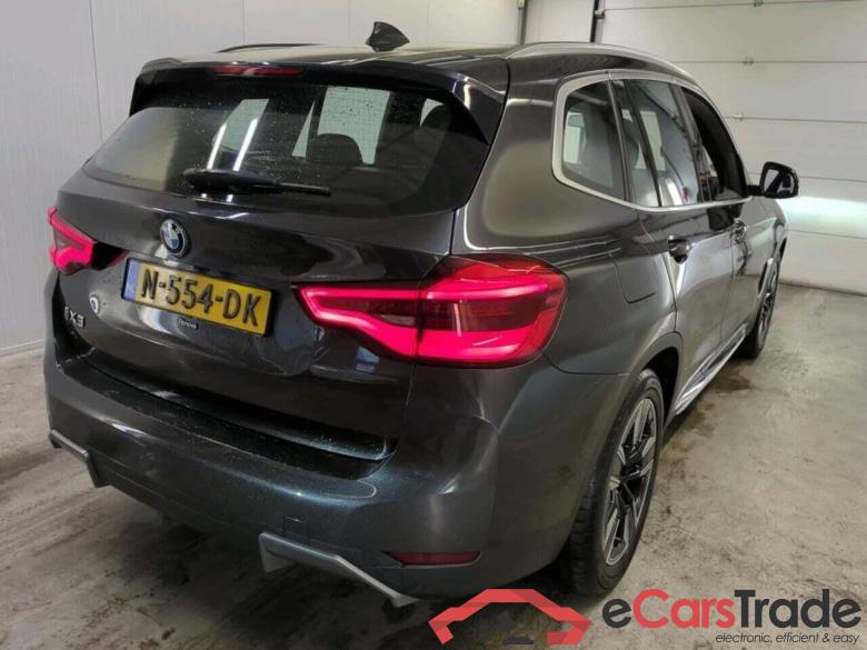 BMW iX3 Executive #2