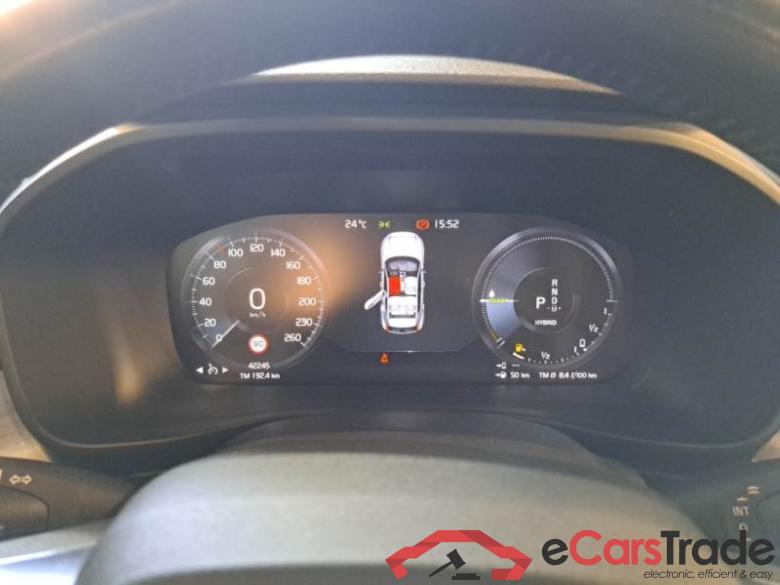 VOLVO XC40 / 2017 / 5P / SUV T5 PLUG-IN HYBRID RECH INSCRIP EXPR MY21 #4