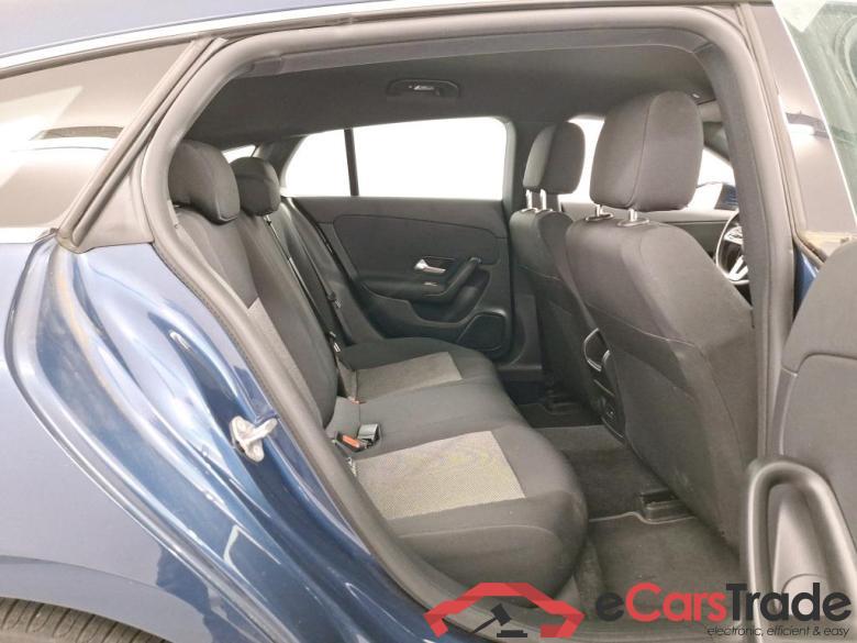 MERCEDES-BENZ CLA - Klasse 2.0 CLA 180 D BUS SOLUTION ESSENTIAL #6