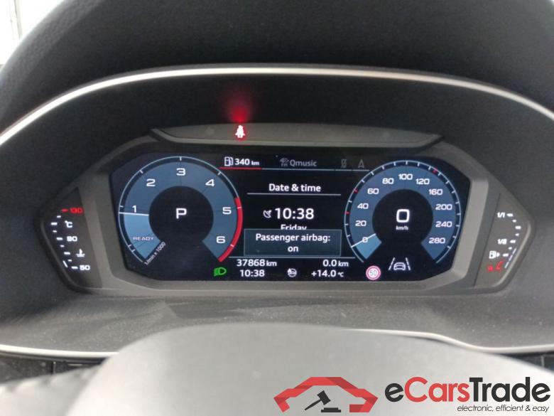 Audi Q3 35 TDI S Tronic Business Edition 5d #6