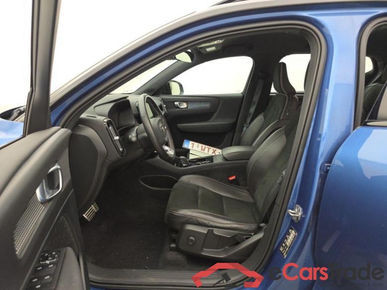 Volvo XC40 T3 Geartronic R-Design 5d #3