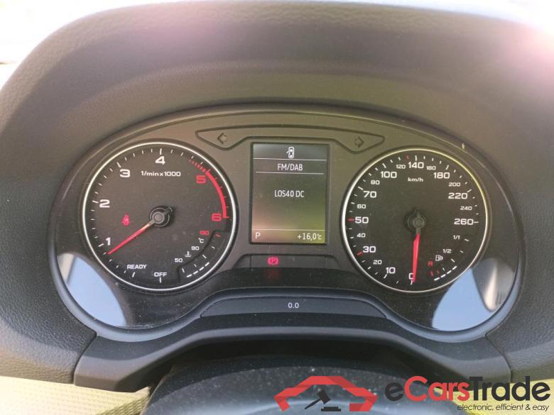 AUDI Q2 / 2016 / 5P / todoterreno Advanced 30 TDI 85kW (116CV) S tronic #4 AUDI Q2 / 2016 / 5P / todoterreno Advanced 30 TDI 85kW (116CV) S tronic #4