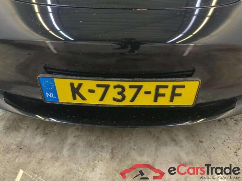 Tesla Model 3 Stnd.RWD Plus 60 kWh #4 Tesla Model 3 Stnd.RWD Plus 60 kWh #4