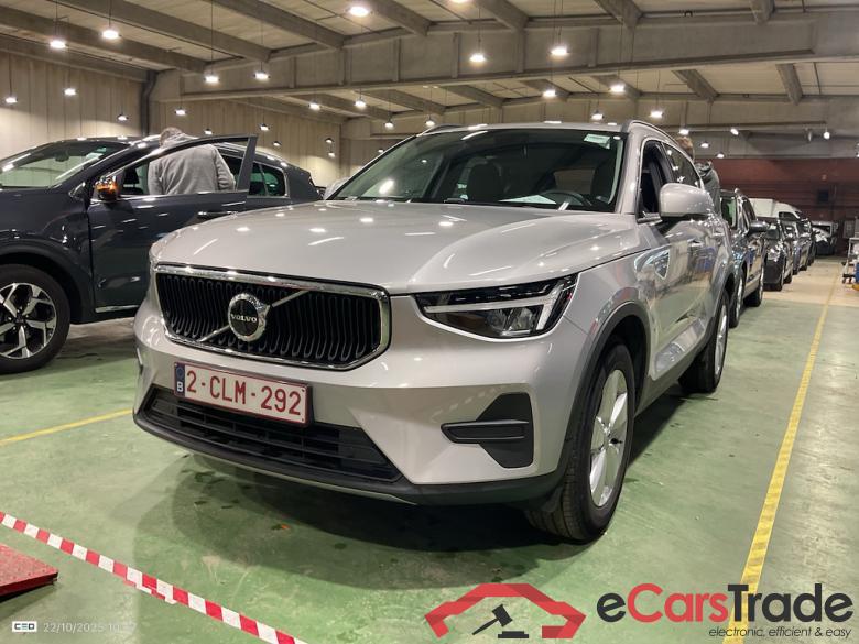 VOLVO XC40 1.5 T2 ESSENTIAL AUTO #1 VOLVO XC40 1.5 T2 ESSENTIAL AUTO #1