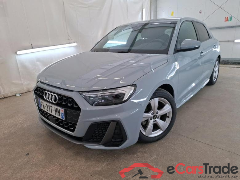 A1 Sportback 30 TFSI S line 1.0 TFSI 110CV BVA7 E6dT A1 Sportback 30 TFSI S line 1.0 TFSI 110CV BVA7 E6dT