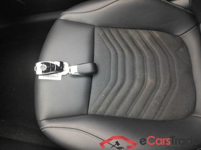 MERCEDES CLASSE A (W177) - A 250 e 160 Business Solution (EU6d-TEMP) 5d Auto #4