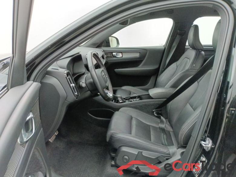 Volvo XC40 T5 Recharge Geartronic R-Design 5d #3