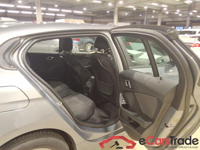 BMW 1 SERIES HATCH 1.5 116IA (80KW) #5