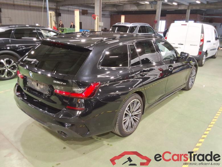 BMW 3 SERIES TOURING 2.0 330E (215KW) XDRIVE TOURING #4