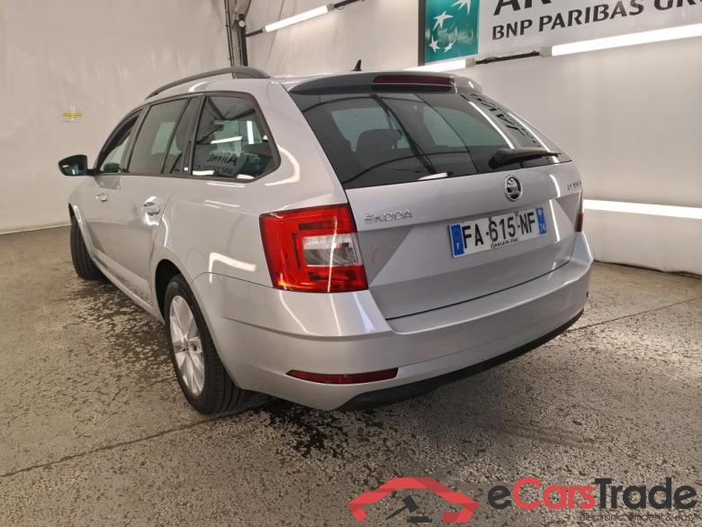Octavia Combi Business 1.0 TSI 115CV BVM6 E6 #2 Octavia Combi Business 1.0 TSI 115CV BVM6 E6 #2