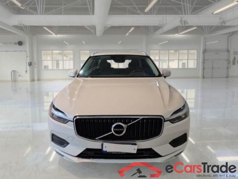 VOLVO XC60 / 2017 / 5P / SUV B4 D AWD AUTOMATICO MOMENTUM PRO #6
