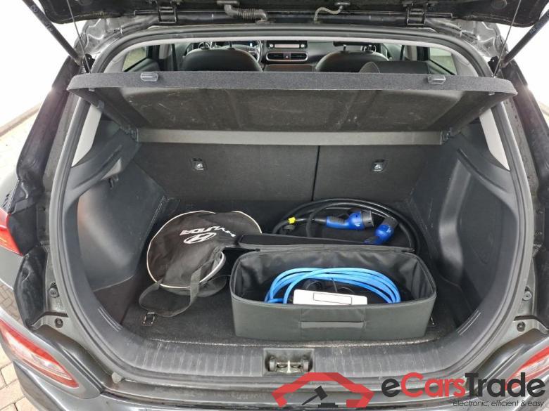 HYUNDAI Kona Premium Electric 64 kWh 5D #5