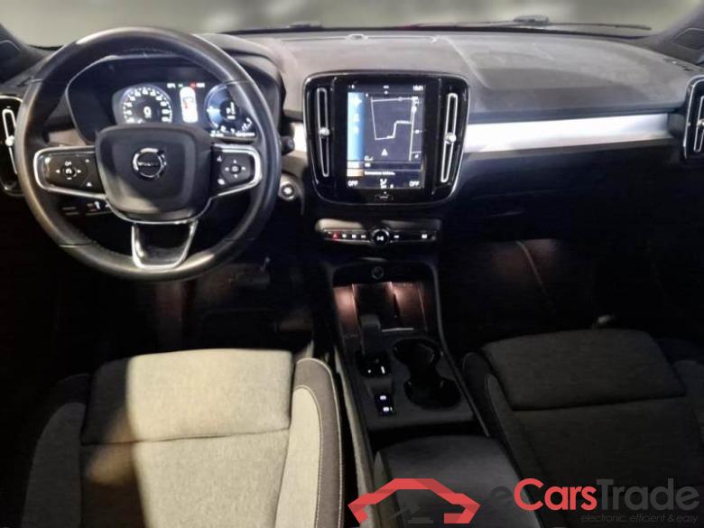 VOLVO XC40 / 2021 / 5P / SUV T4 RECHARGE PLUG-IN AUTO CORE #3