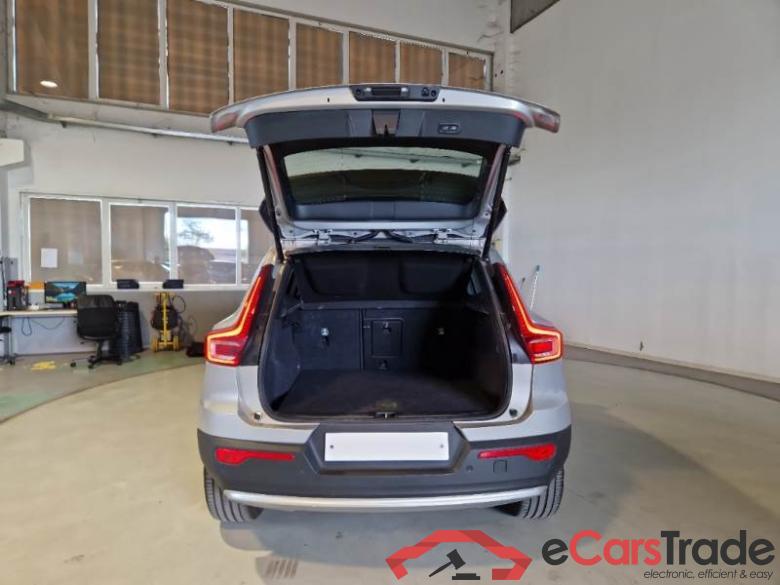 VOLVO XC40 / 2021 / 5P / SUV T4 RECHARGE PLUG-IN AUTO CORE #5