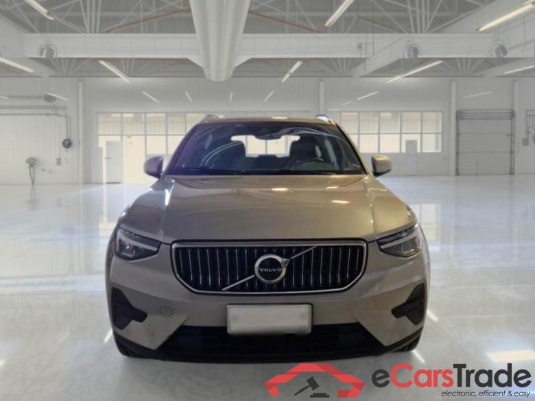 VOLVO XC40 / 2021 / 5P / SUV T4 RECHARGE PLUG-IN AUTO CORE #6