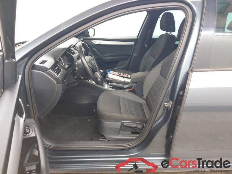 Skoda Octavia Combi 1.6 CRTDI GreenTec 85kW Ambition 5d #3