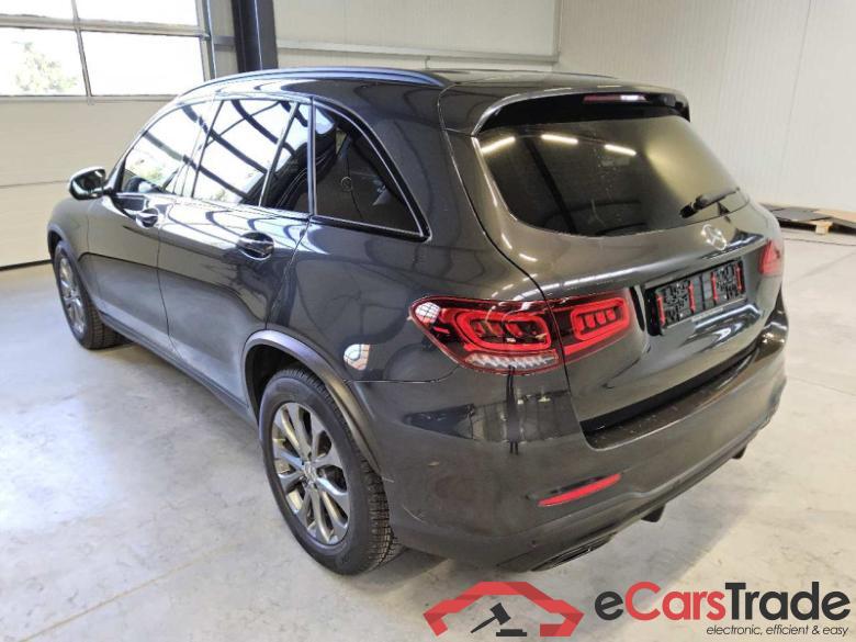 Mercedes-Benz GLC -Klasse (BM 253)(06.2015->) DE - SUV5 GLC 220 d EU6d, d AMG Line 4Matic (EURO 6d), (Facelift) 2019 - 2022 #4