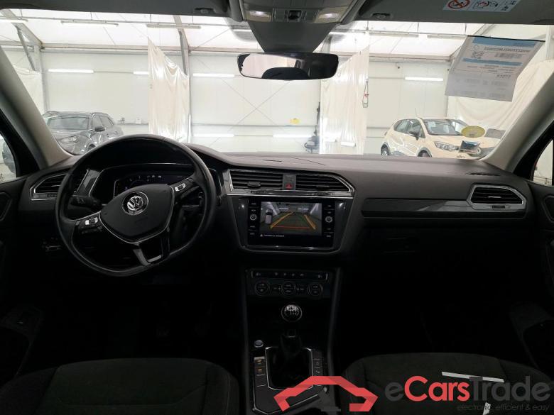 VOLKSWAGEN Tiguan Allspace / 2017 / 5P / SUV 2.0 TDI 150 BMV6 Carat #5