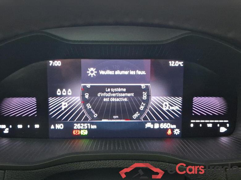 SKODA Karoq / 2022 / 5P / SUV 1.5 TSI 150ch ACT DSG7 Ambition #6
