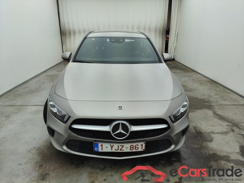 Mercedes-Benz A-Klasse Limousine A 180d Business Solution Aut. 4d #5