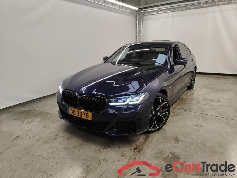 BMW 5 - 2020 545eXAS 286 PHEV 4d ///M-Sportkit (total options: 26,453 Ex.Vat) #1