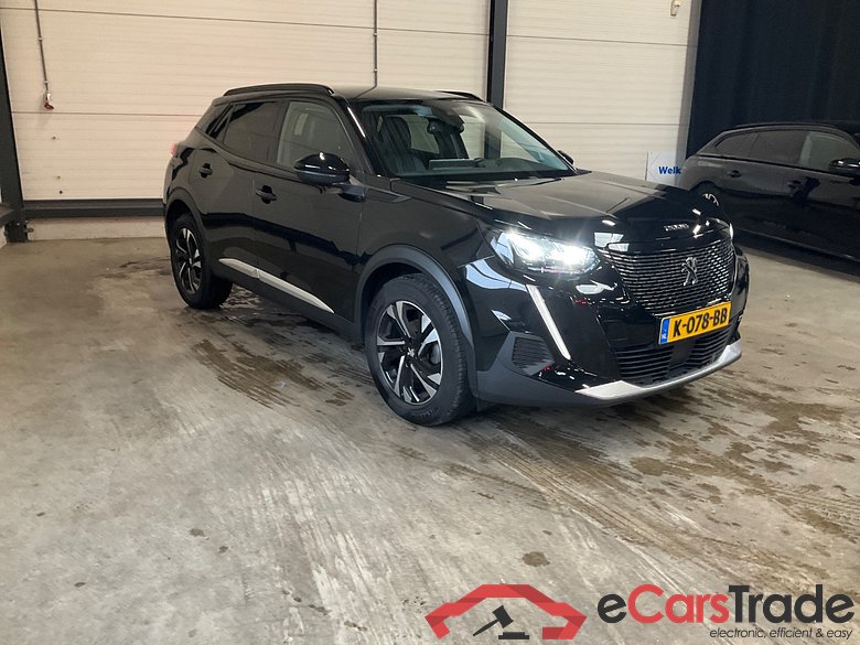 PEUGEOT 2008 1.2 PureTech Allure #2