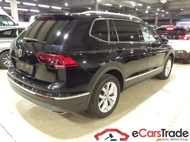 VOLKSWAGEN TIGUAN ALLSPACE 2.0 TDI HIGHLINE DSG #4