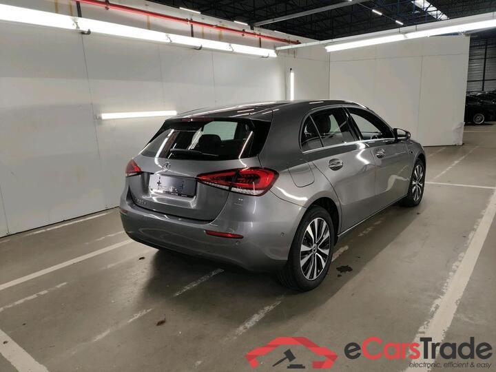 Mercedes A-Klasse A-Klasse A 250 e Business Solution (PHEV) 160kW/218pk  5D/P Auto-8 #4