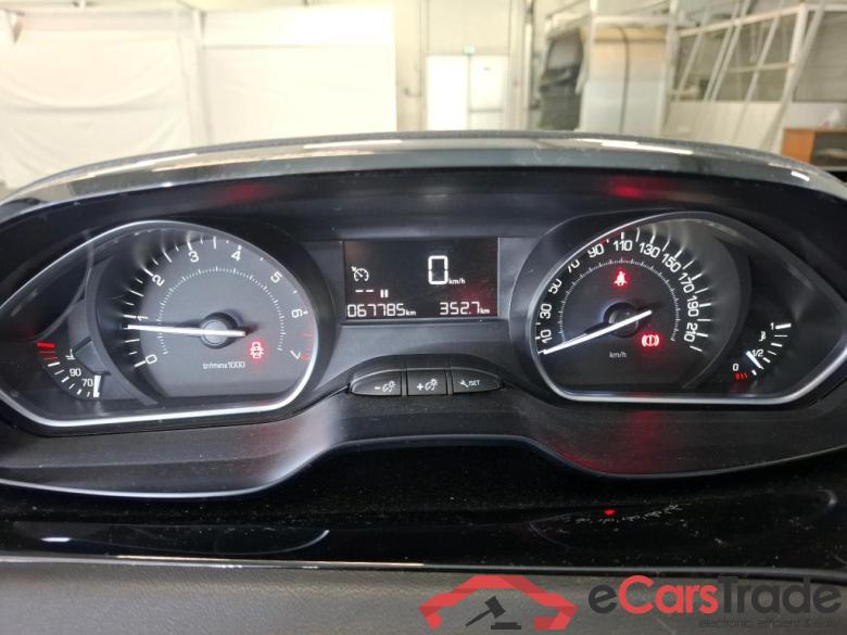 208 Affaire Premium Pack 1.2 80CV BVM5 E6dT #6