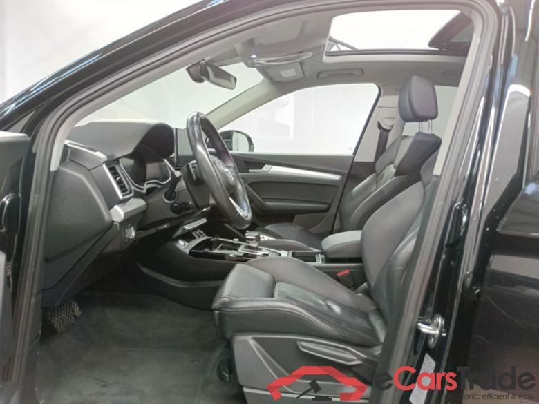 Audi Q5 S line 50 TFSI e S tronic quattro 5d #3