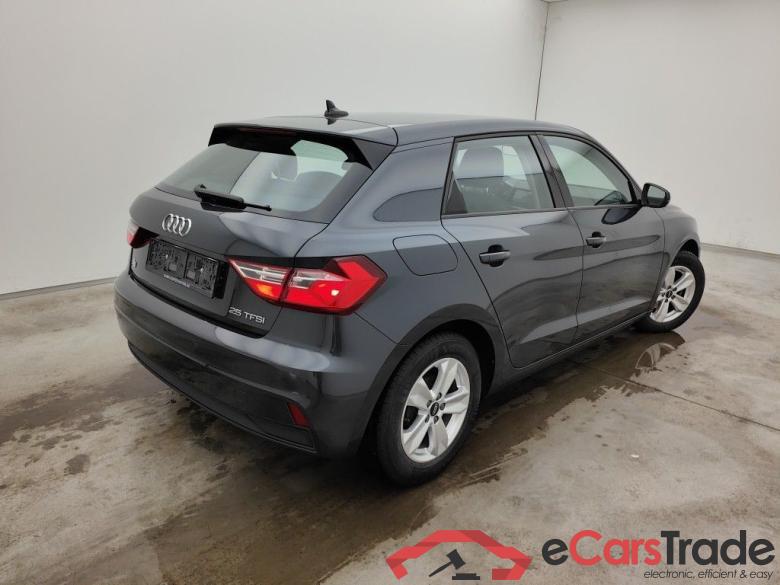 Audi A1 Sportback 1.0 25 TFSI 70kW S tronic Business Ed. 5d #2