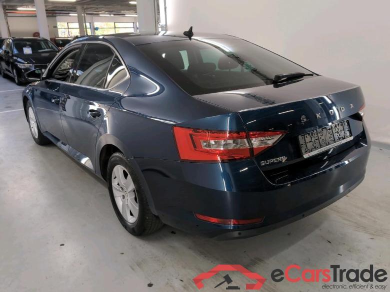 SKODA SUPERB 2.0 CRTDI 90KW DSG7 AMBITION #3