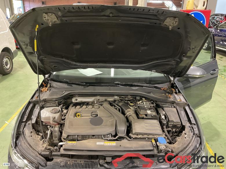 VOLKSWAGEN Golf 1.5 TSI 96KW LIFE #6