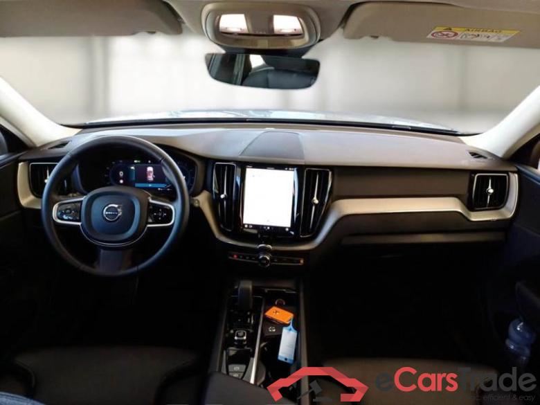 VOLVO XC60 / 2021 / 5P / SUV B4 D automatico Plus Dark #3