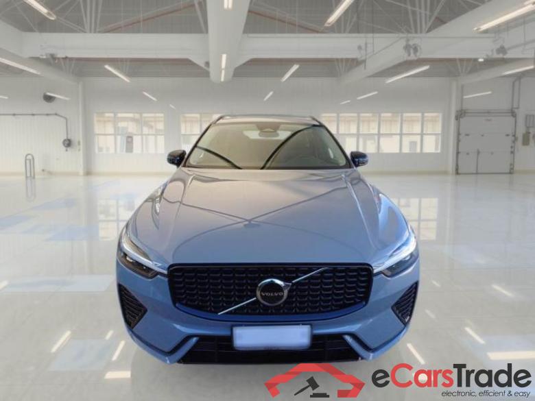 VOLVO XC60 / 2021 / 5P / SUV B4 D automatico Plus Dark #6