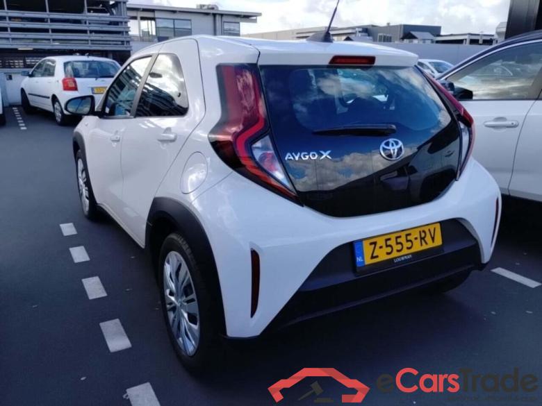 TOYOTA Aygo X 1.0 VVT-i S-CVT Play #3
