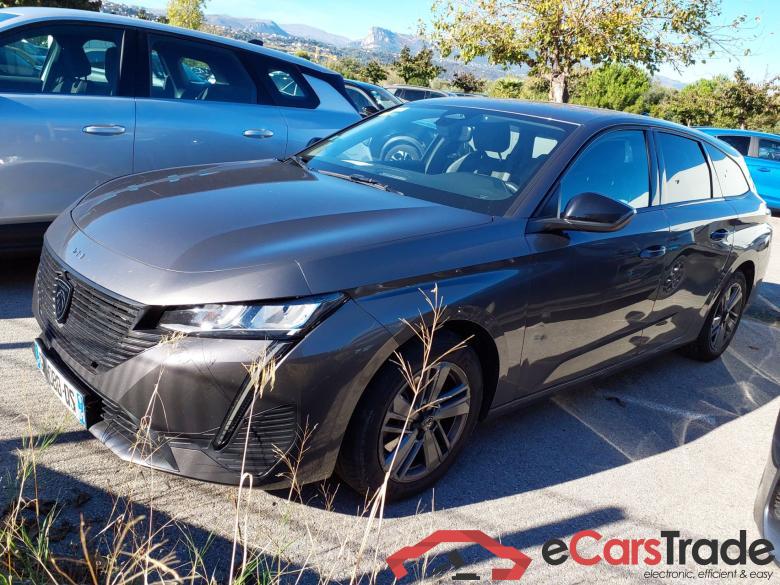 PEUGEOT 308 SW 1.2 PureTech Allure 130 #1