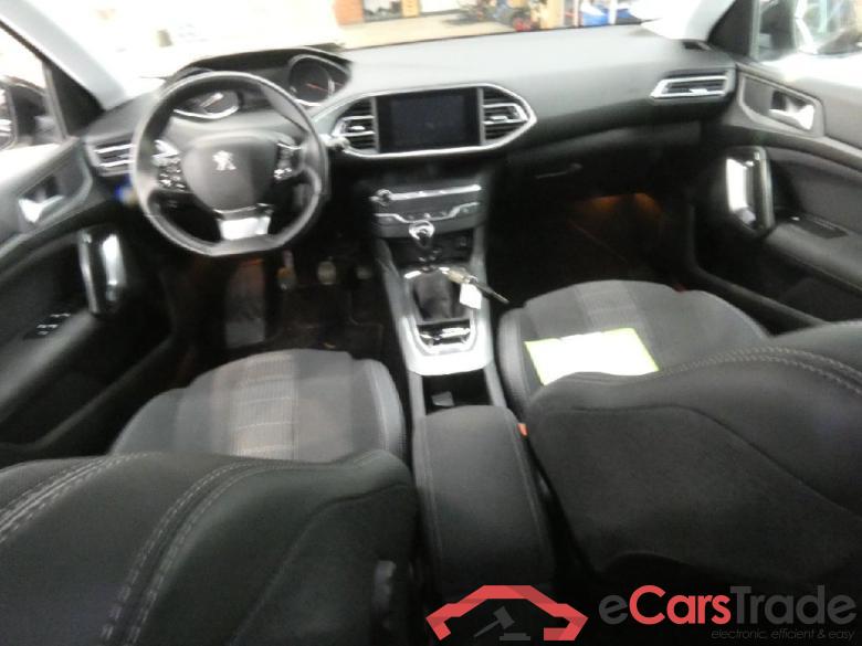 308 SW Allure 1.5 HDi 96KW MT6 E6d #3