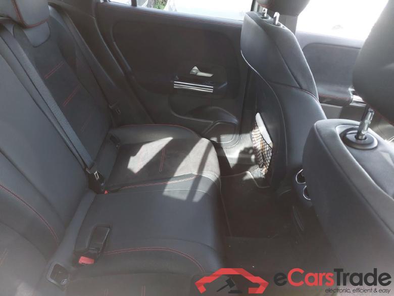 Clase GLA GLA 200 d (247.712)AMG AMG Line 150CV AT8 E6d #4