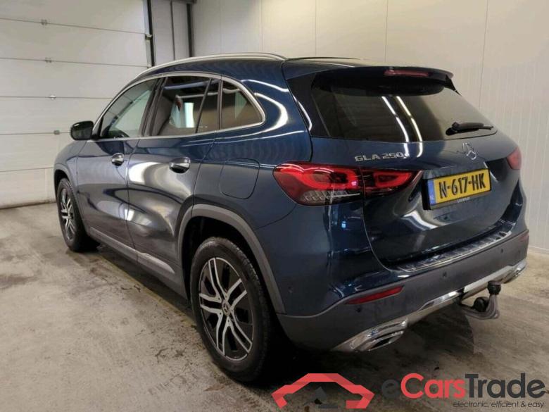 MERCEDES-BENZ GLA-klasse 250 e BnsSol Lux Ltd #6