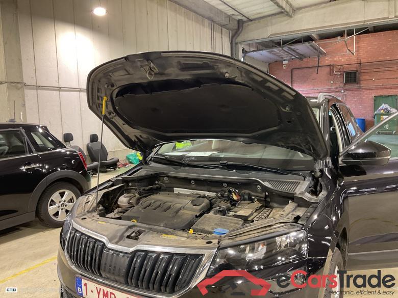 SKODA KAROQ DIESEL 1.6 CR TDi SCR Ambition #6